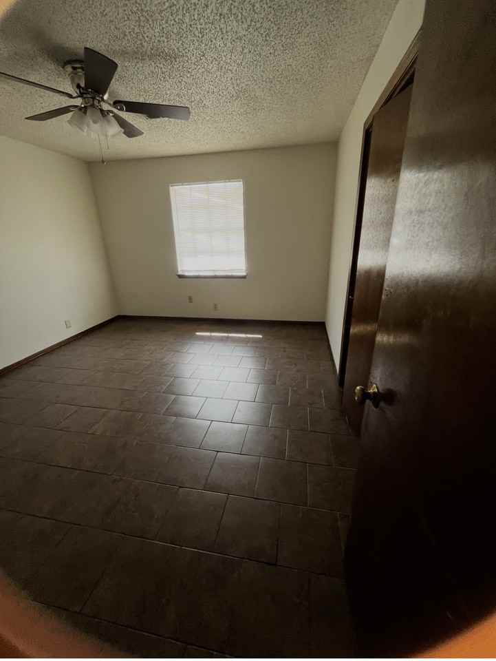 2950 Robert Rd - Photo 7 of 7