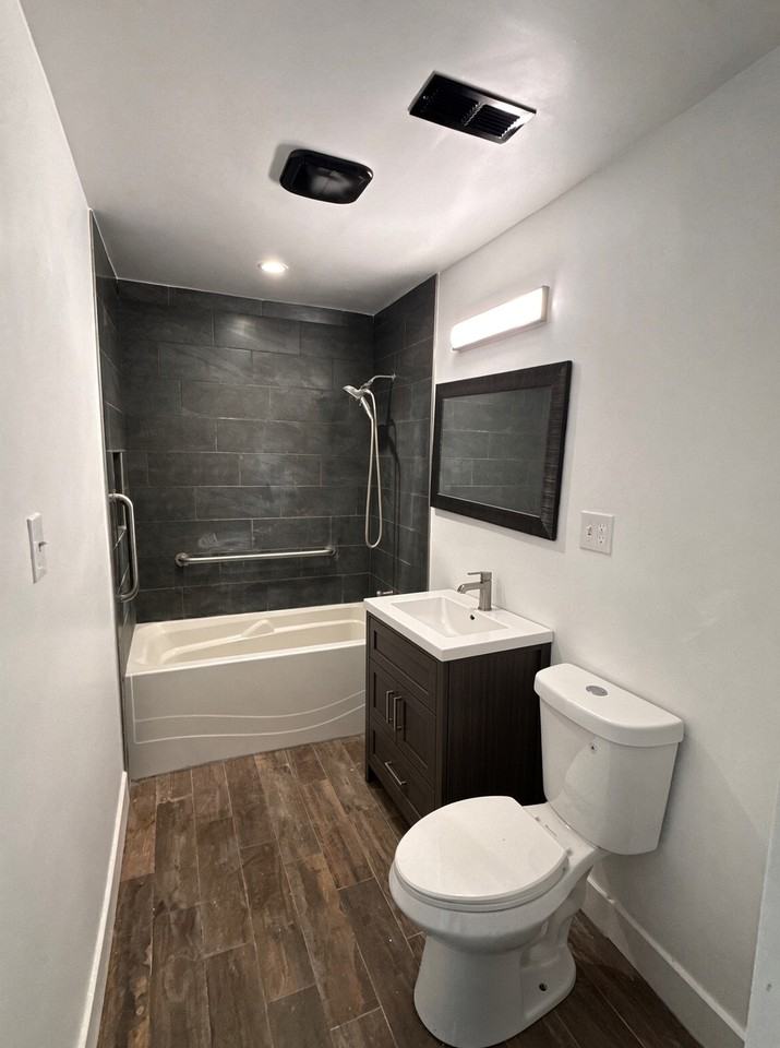 101 Highlawn Ave - Photo 4 of 25