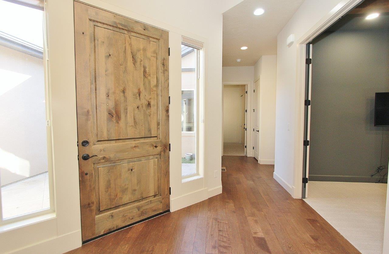 5811 N Duxbury Pier Ln - Photo 5 of 37