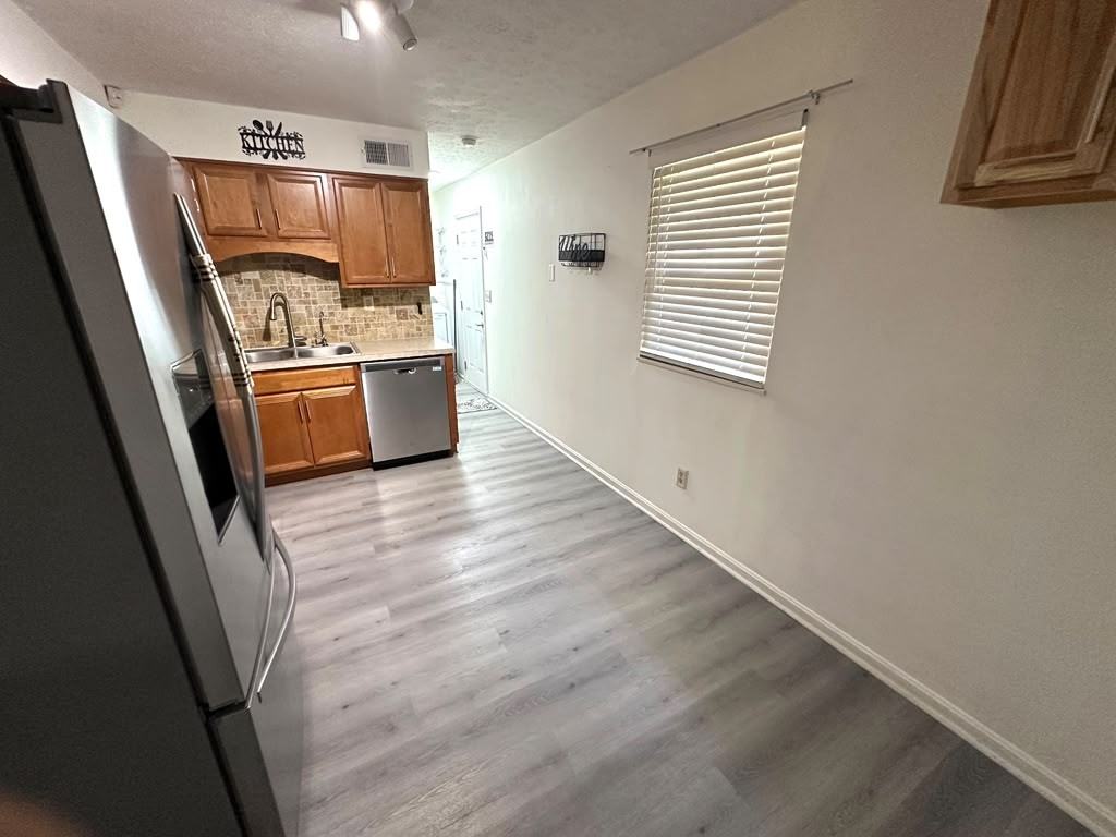 9415 Tallridge Ct - Photo 2 of 14