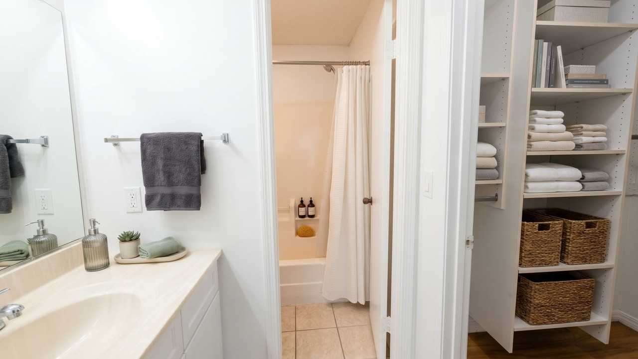 10200 Belle Rive Blvd #50 - Photo 6 of 23
