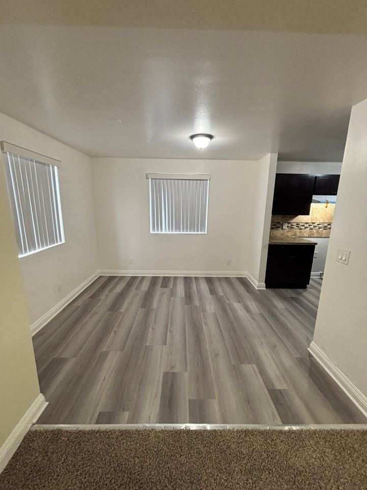 200 West 52nd Street - Photo 6 of 23