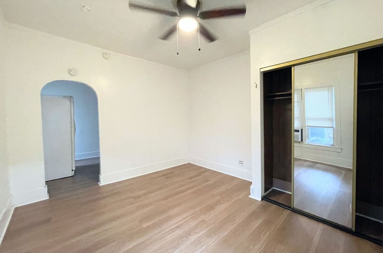 315 W 7th Ave - Photo 5 of 11