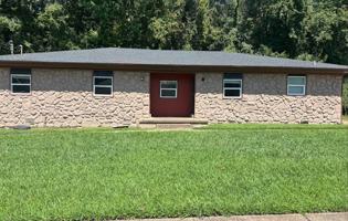 featured image of 75 Carolane Dr