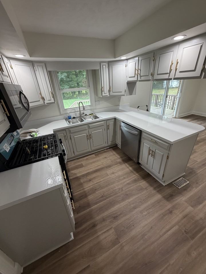 9501 Darmstadt Rd #1 - Photo 7 of 17
