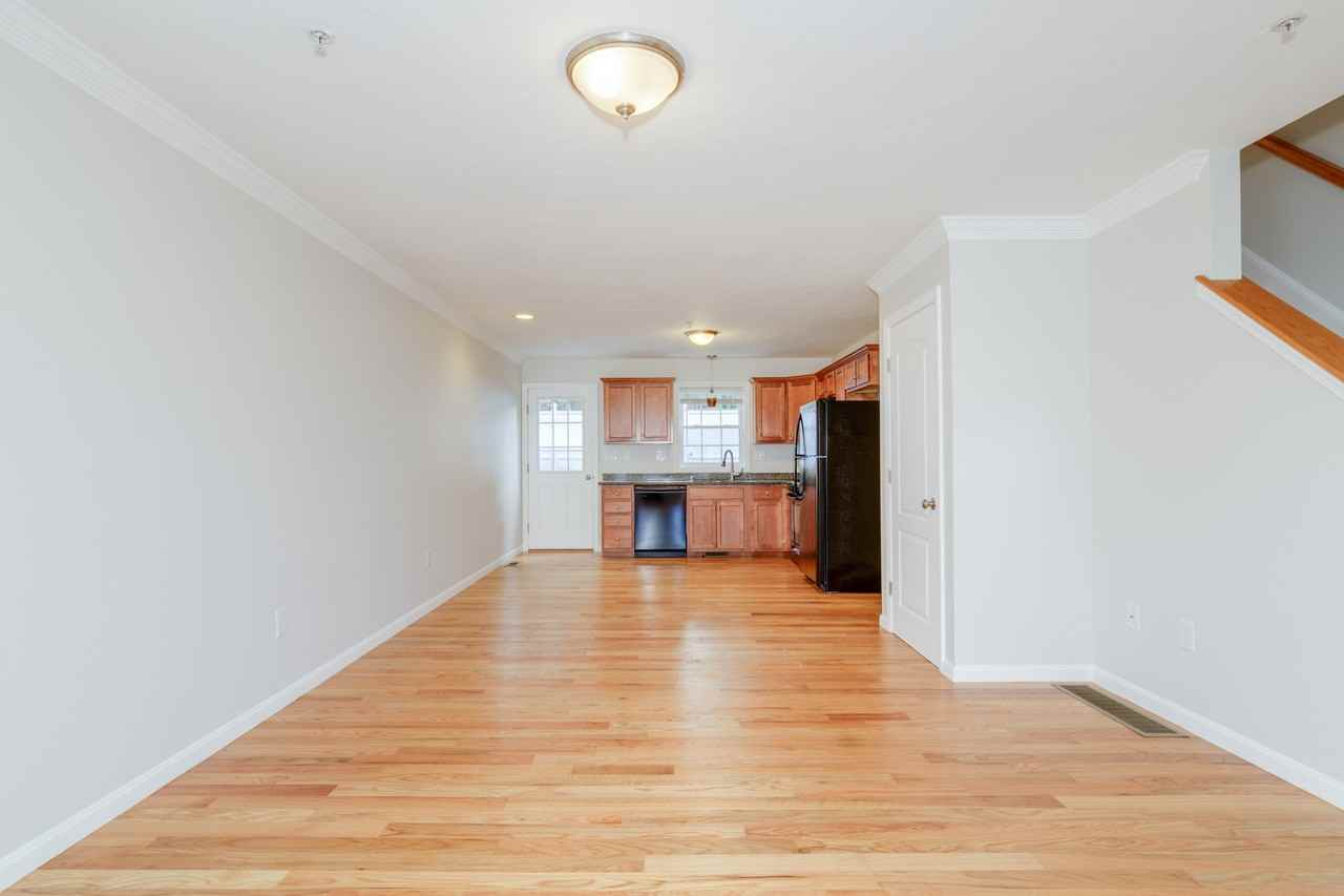 9 Merrimac Way - 9 - C #9C - Photo 3 of 12