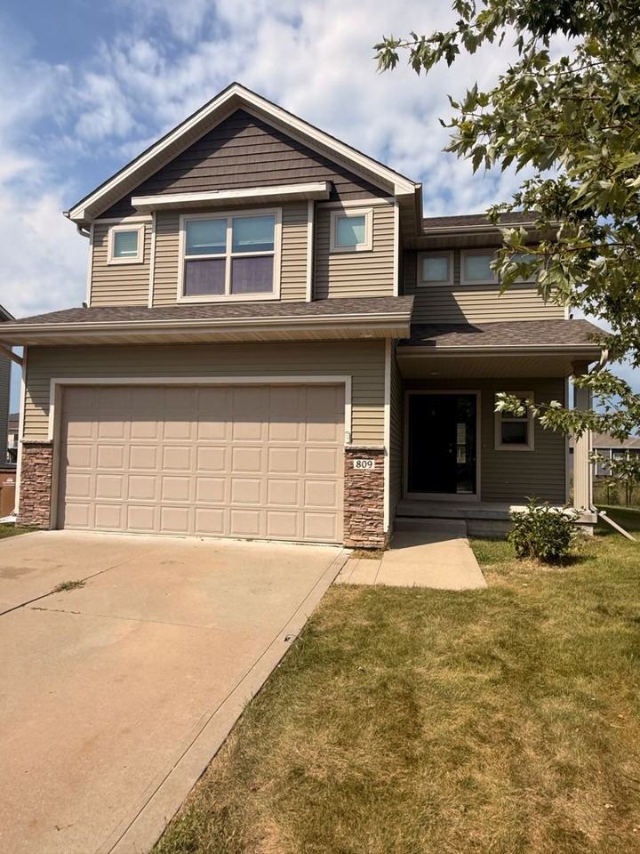809 Se 15th St