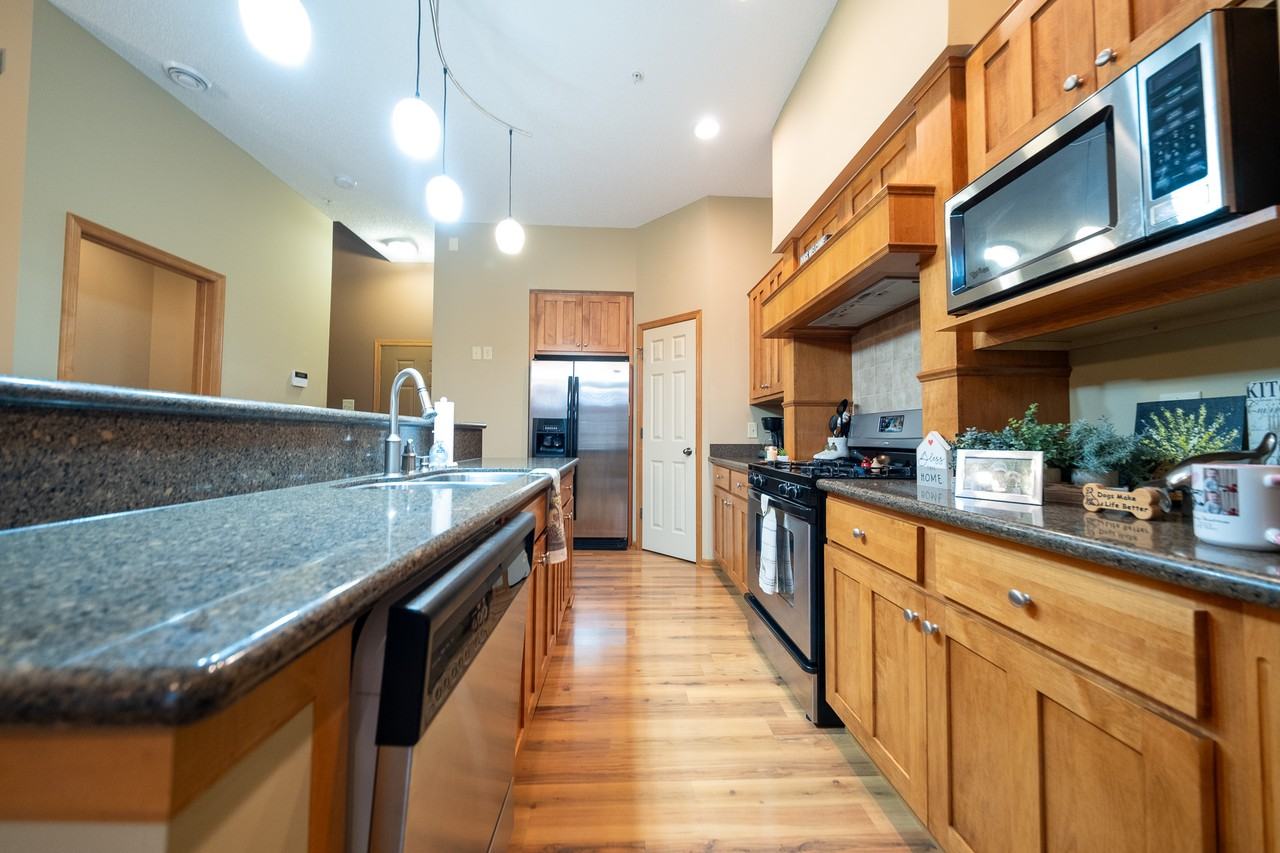 2879 Edison St Ne #C - Photo 5 of 26