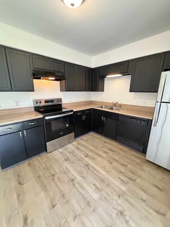 4 Coastal Ct #3 - Photo 5 of 20