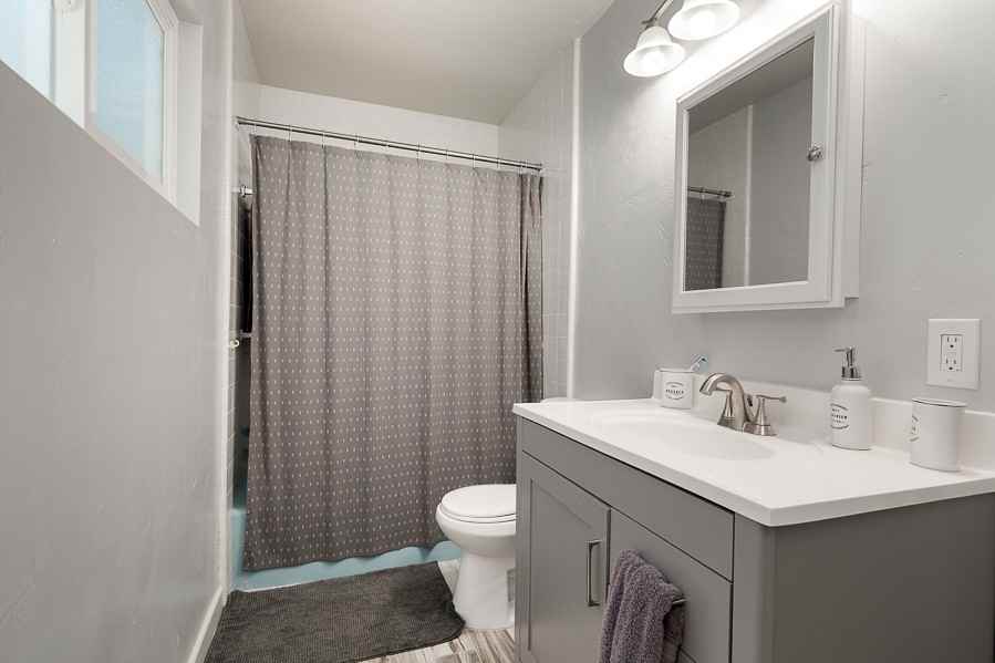3208 39th St #1 - Photo 5 of 20