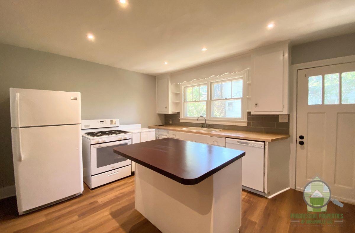 108 Central Ave #A - Photo 6 of 13