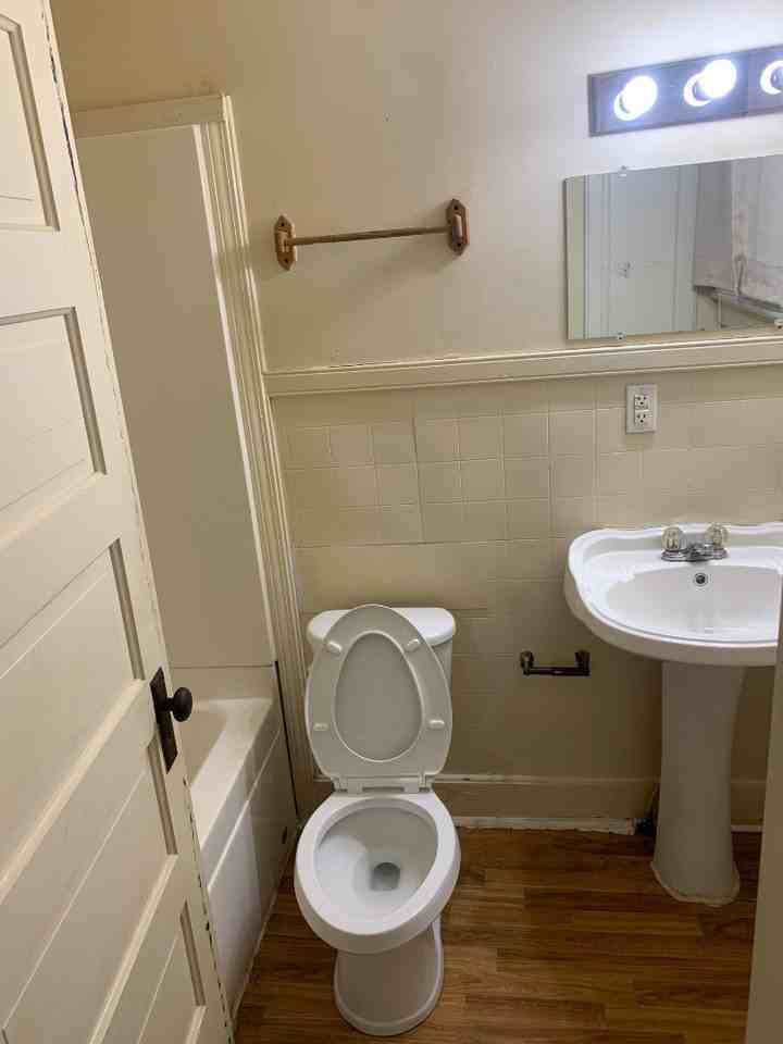 18 4th St - Photo 7 of 11