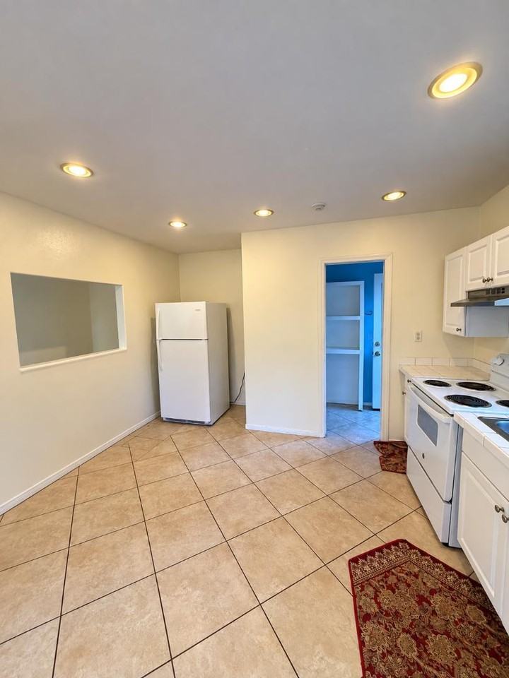 2749 Broadway - Photo 4 of 20