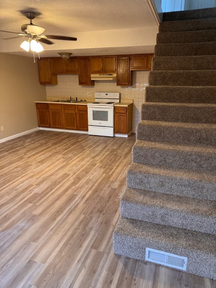 Westwood Manor Apartments - Photo 2 of 10