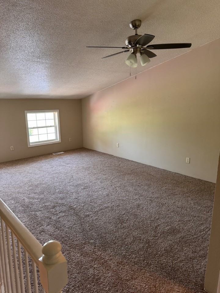 Westwood Manor Apartments - Photo 3 of 10