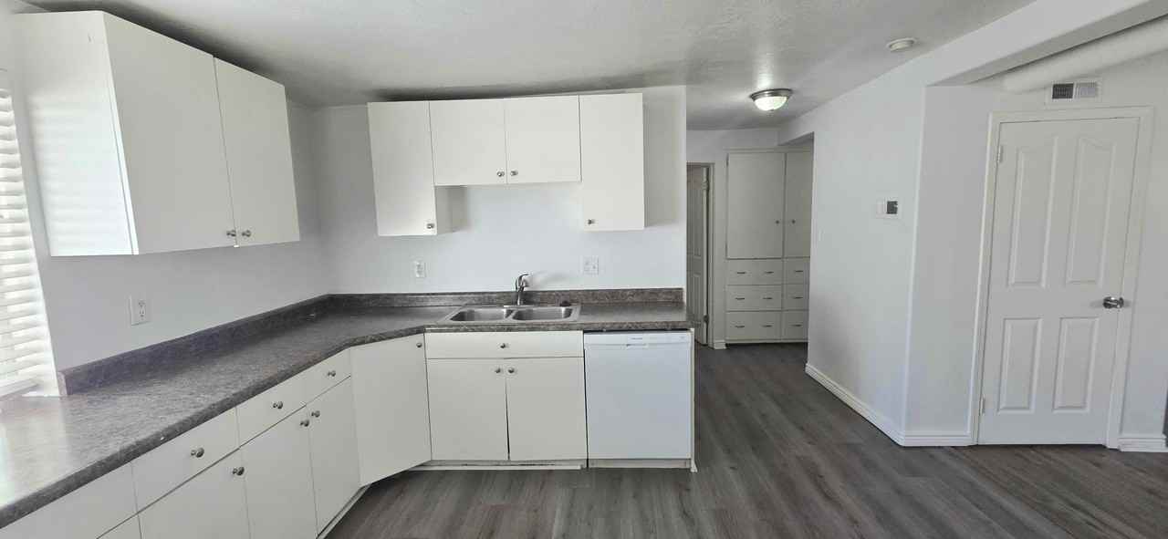 13413 Minuteman Dr #2 - Photo 2 of 25