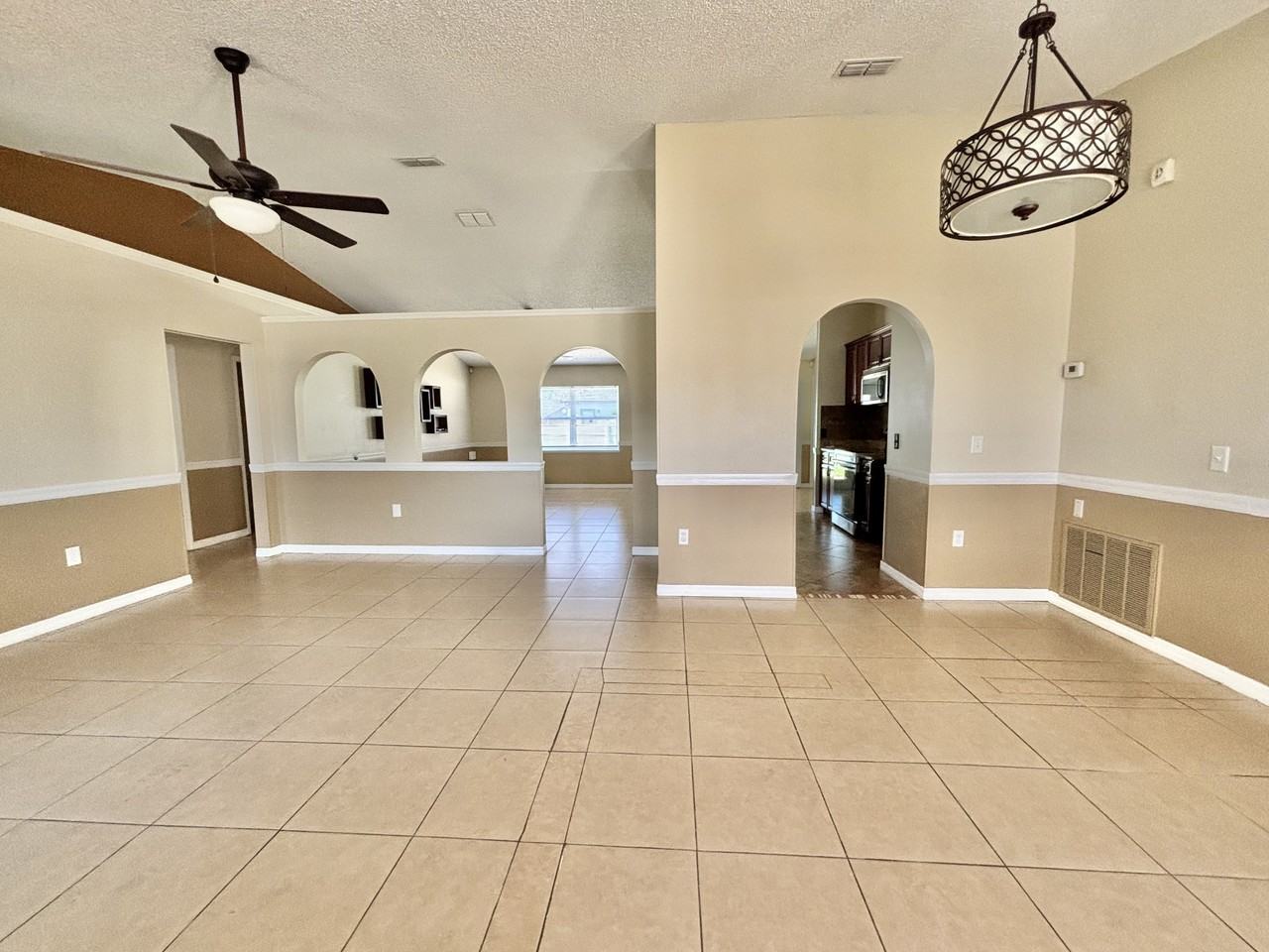 913 Nancy Ct #1 - Photo 4 of 19