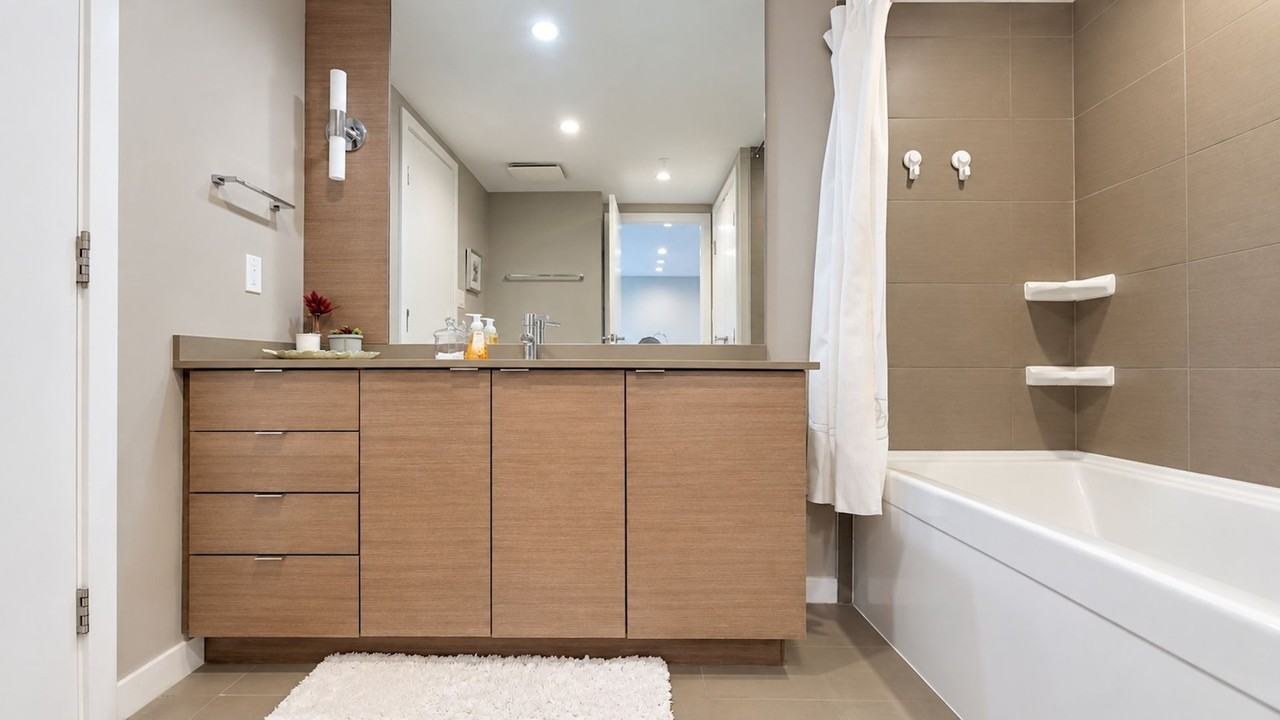 135 17th Street East - Photo 3 of 14