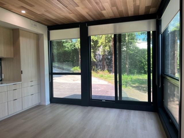 4769 Belmont Ave - Photo 3 of 33