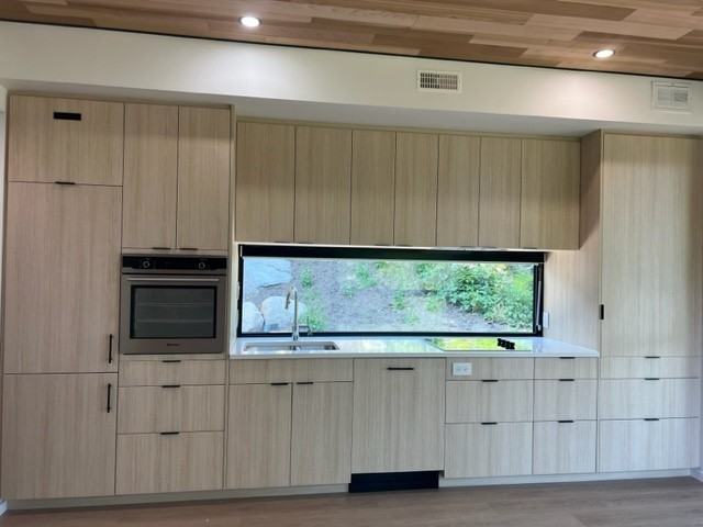 4769 Belmont Ave - Photo 4 of 33