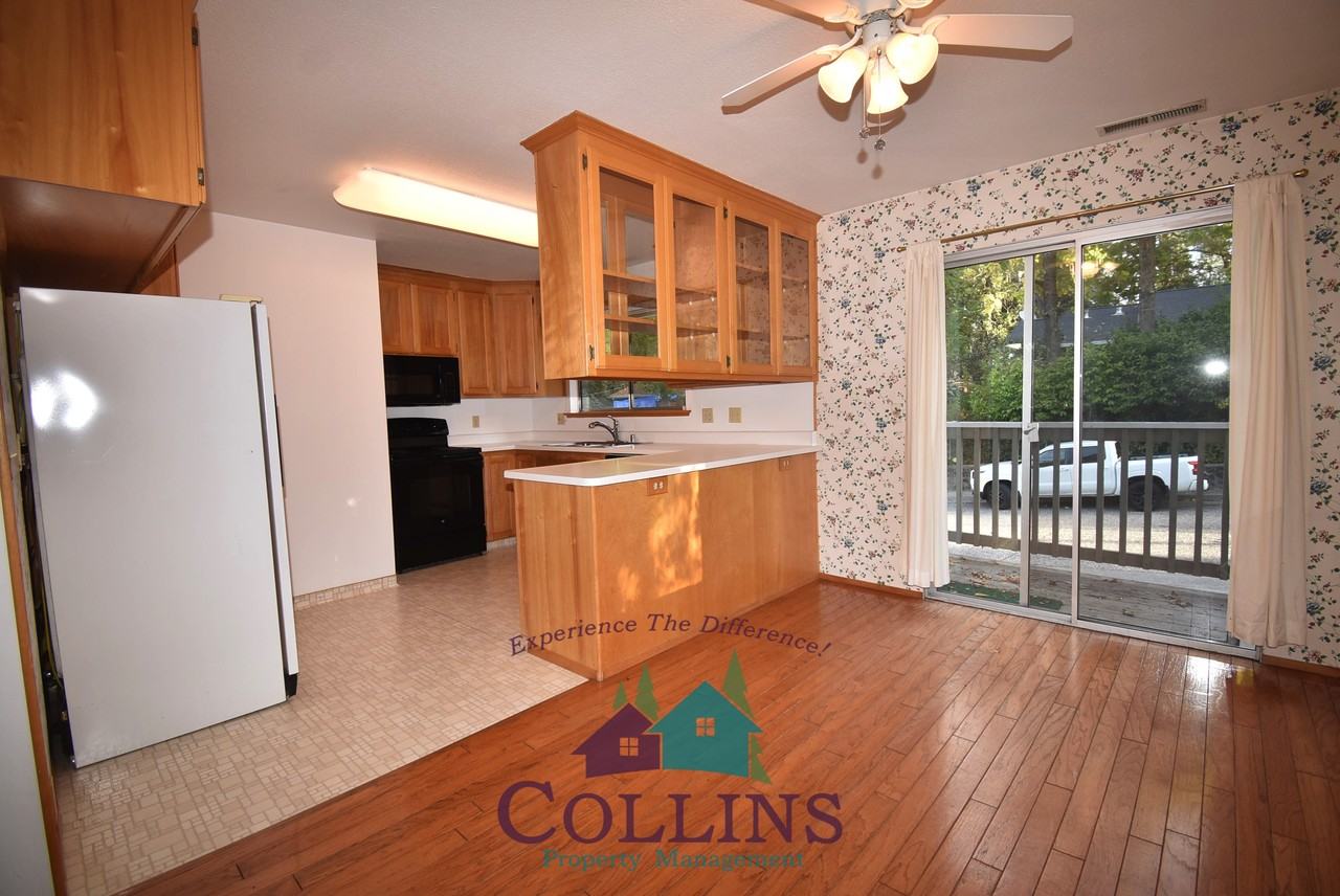 111 Maryland Dr #A - Photo 6 of 17