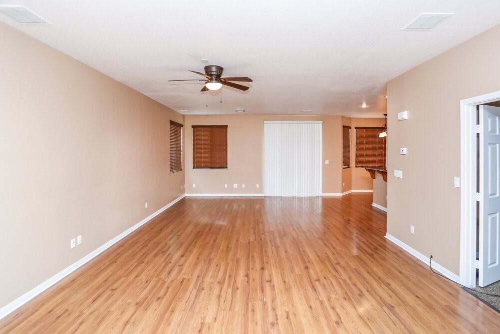 9024 High Horizon Ave - Photo 2 of 18