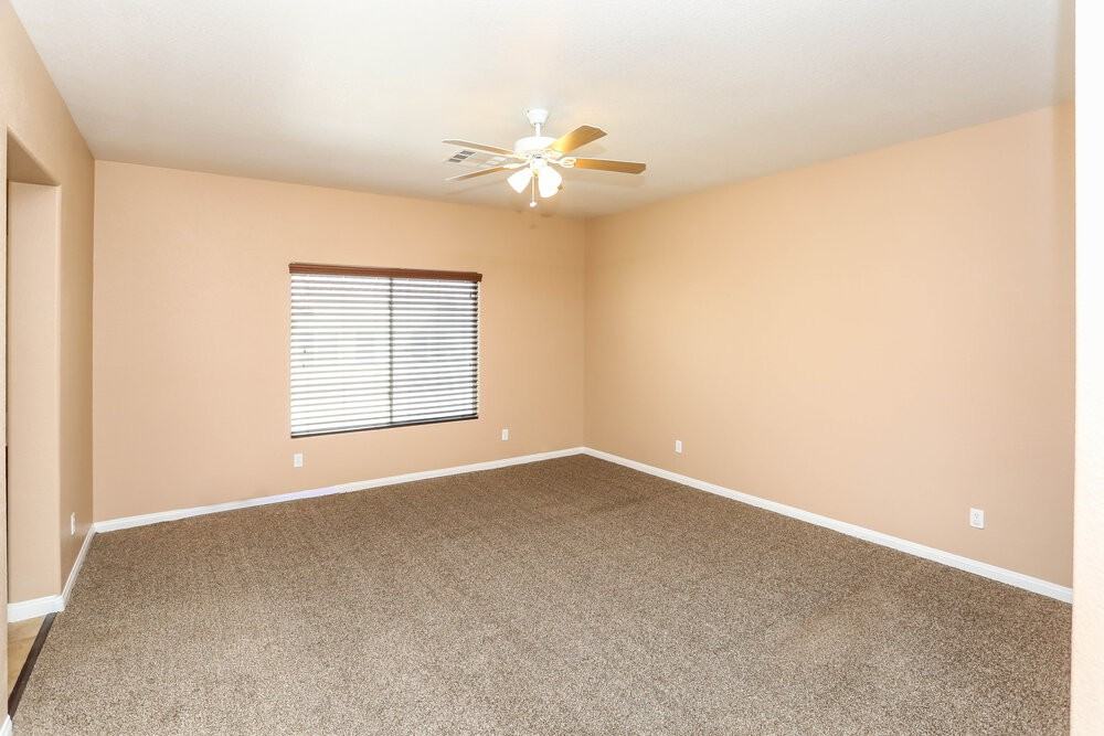 9024 High Horizon Ave - Photo 7 of 18
