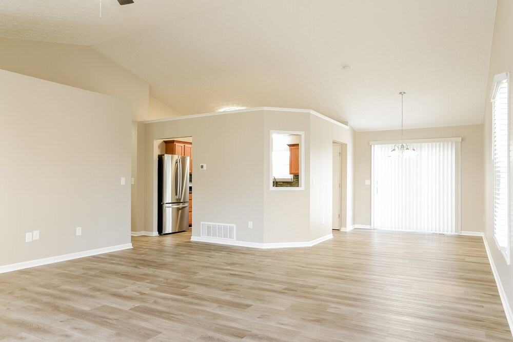 4572 Dungannon Dr - Photo 7 of 17