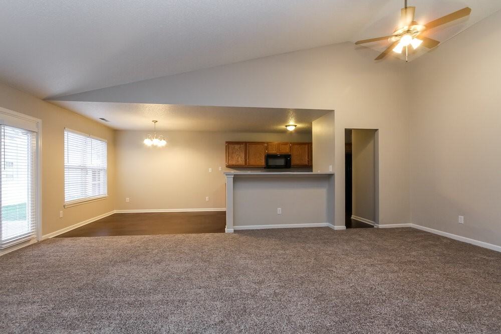 12211 Running Springs Rd - Photo 4 of 17