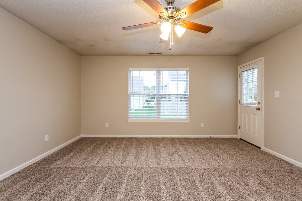 12211 Running Springs Rd - Photo 7 of 17