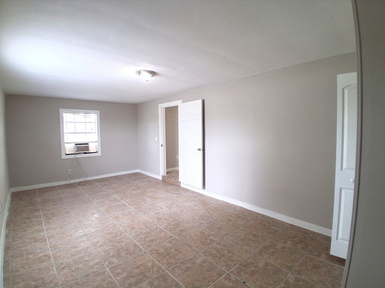 1631 Palmetto Ave #1 - Photo 6 of 14