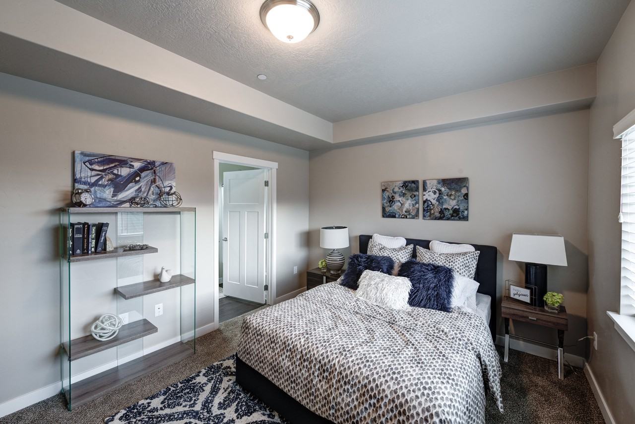 590 E 266 NBldg 6 #209 - Photo 7 of 22