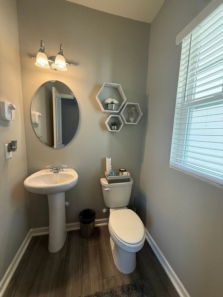 3513 Walker Dr W Apt A - Photo 4 of 18