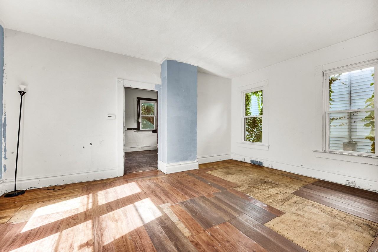 2711 N Dechman Ave #1 - Photo 4 of 21