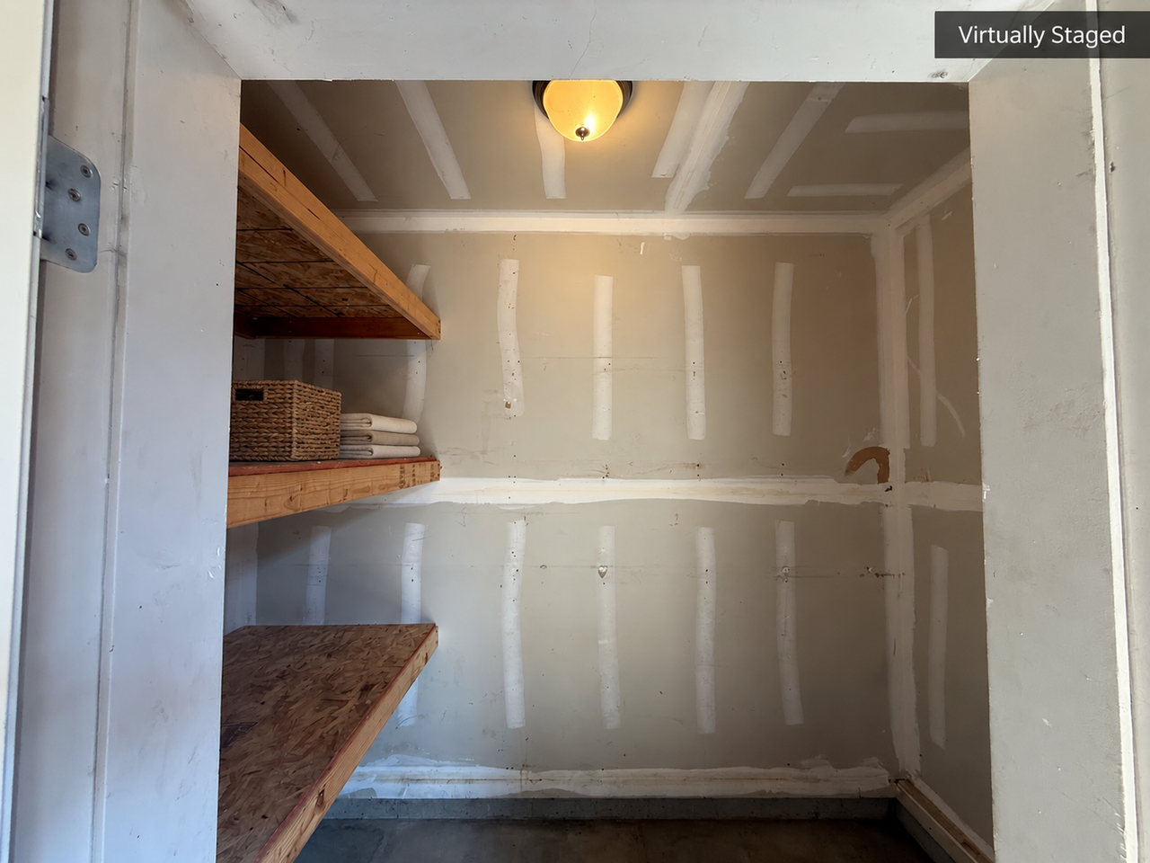 683 Se 197th Ave - Photo 6 of 40