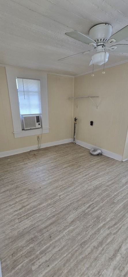 223 Aberfeldy St - Photo 3 of 18