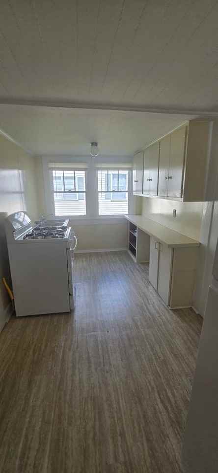 223 Aberfeldy St - Photo 7 of 18
