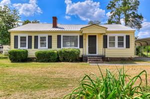featured image of 1927 Lionel St #1