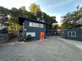 featured image of 1175 E 8th St