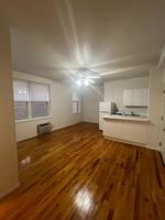 featured image of 5959 N Kenmore Ave