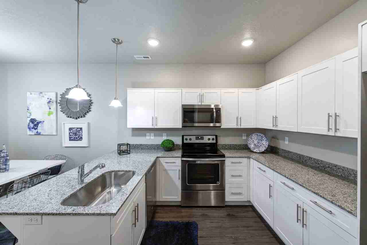 283 N 590 E #206 - Photo 2 of 20