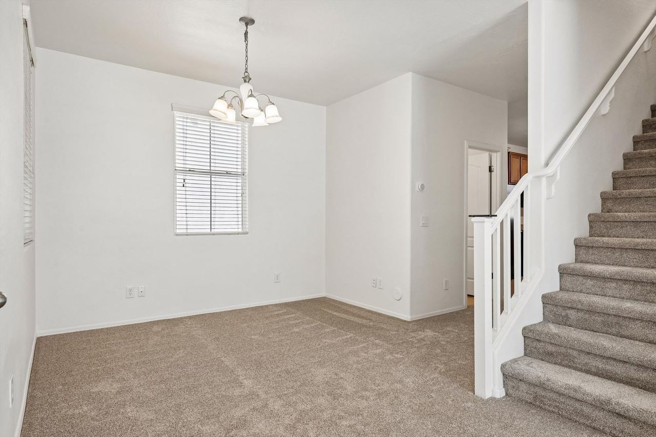 4256 E Carla Vista Dr - Photo 6 of 27