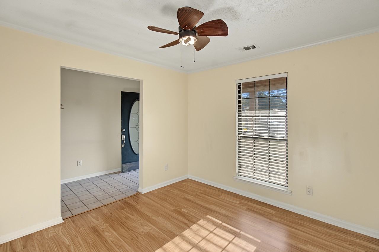2352 Rowe St #1 - Photo 3 of 35