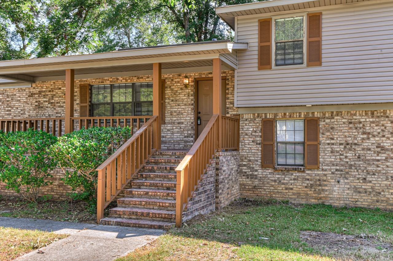 2416 Crystal Ct #1 - Photo 4 of 43