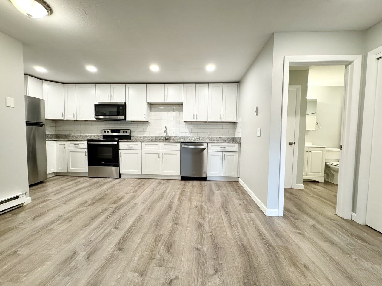 433 Sunderland RoadApt I #I - Photo 2 of 12