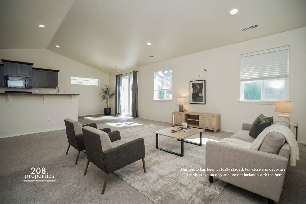 635 Alpine Lake St #1 - Photo 2 of 34