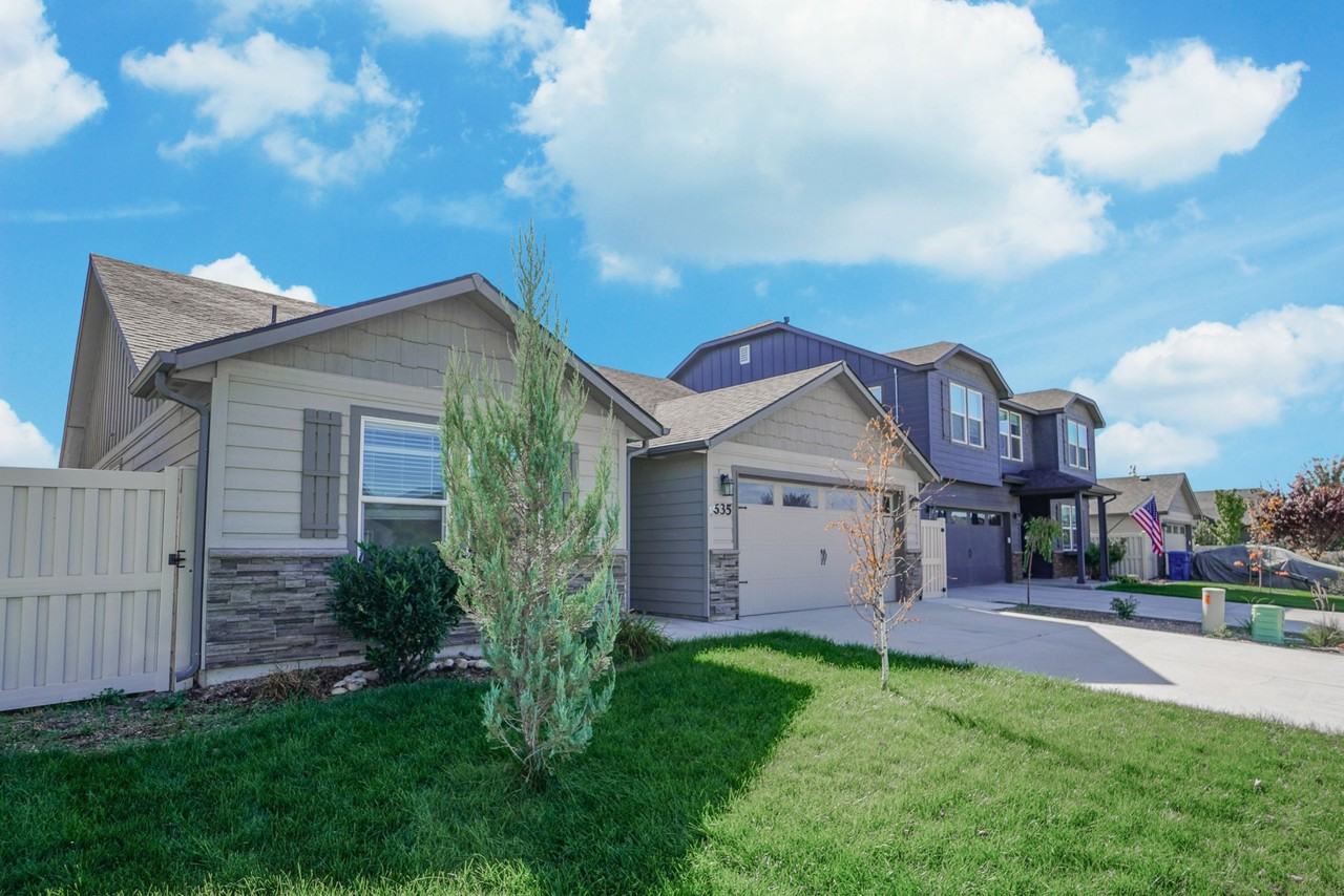 635 Alpine Lake St #1 - Photo 5 of 34