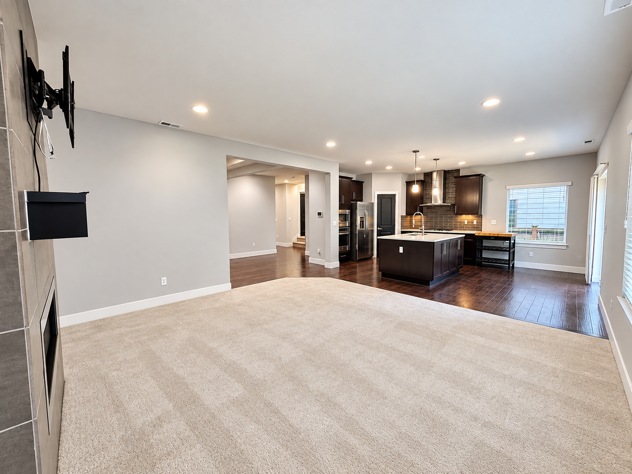 16806 1st Pl W - Photo 2 of 34