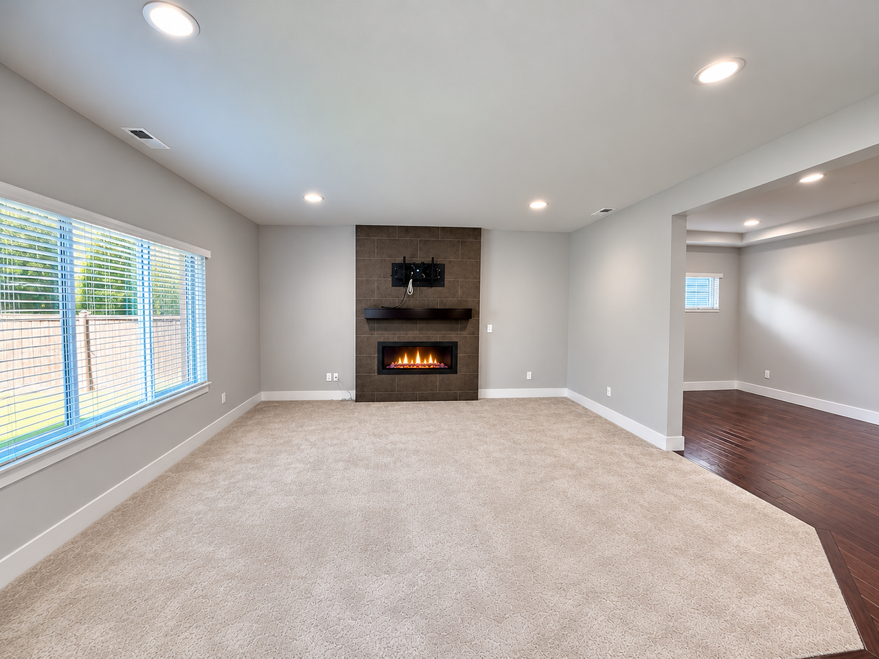 16806 1st Pl W - Photo 5 of 34