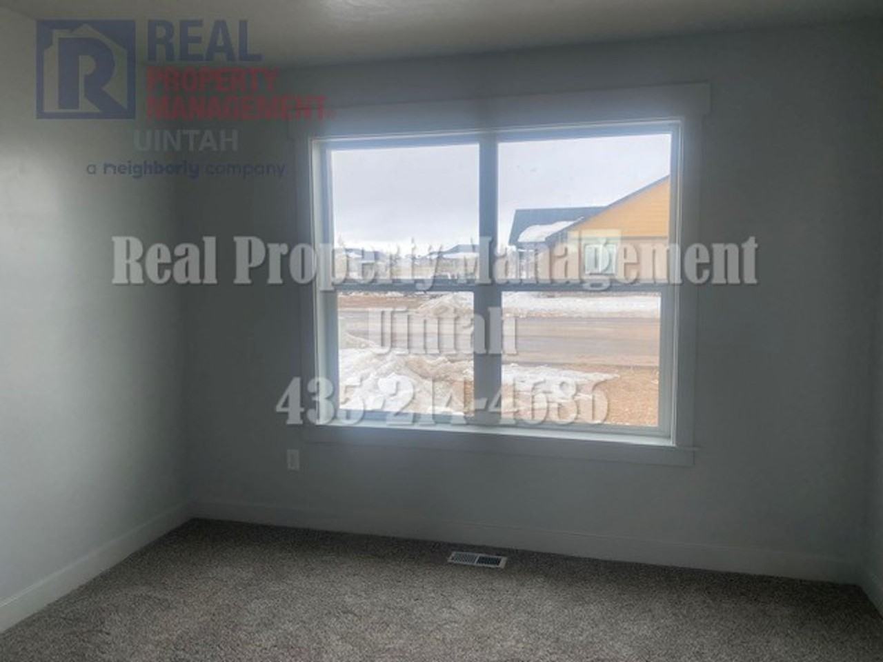 2243 E 1800 S - Photo 6 of 21